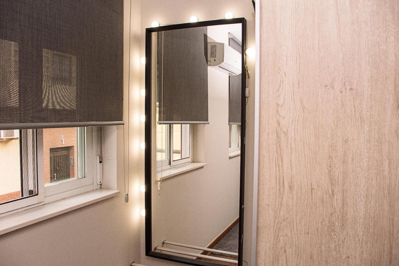 The Clock Tower Apartment 하엔 외부 사진